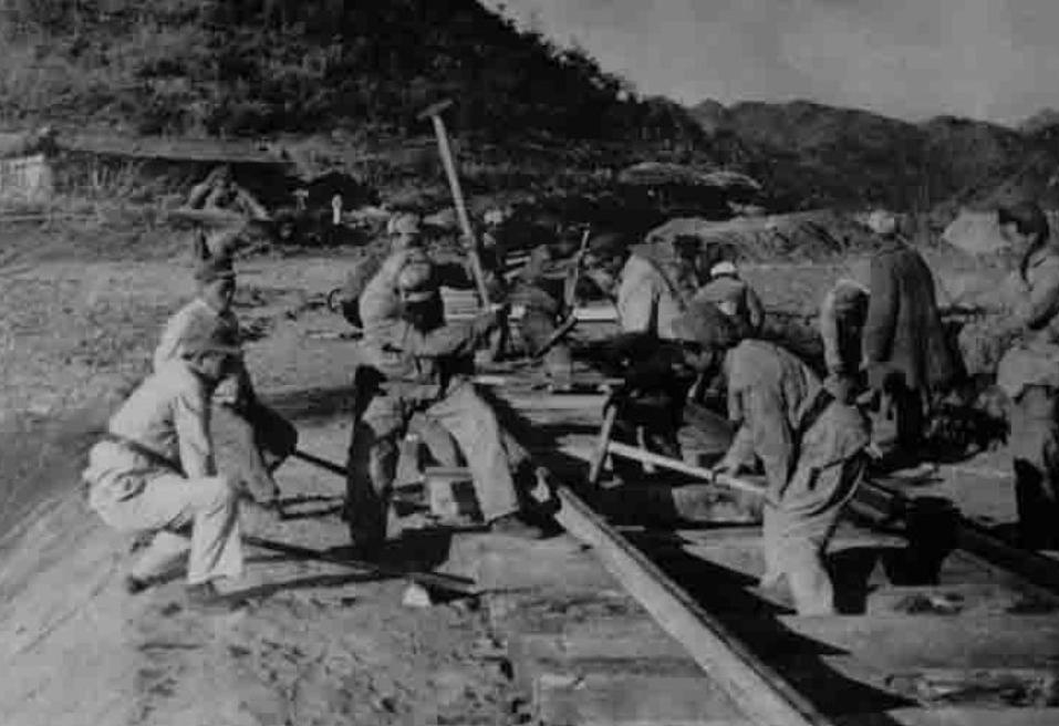 1985年大裁军,铁道兵领导不服,*小平邓**回应:头头不通,调头头