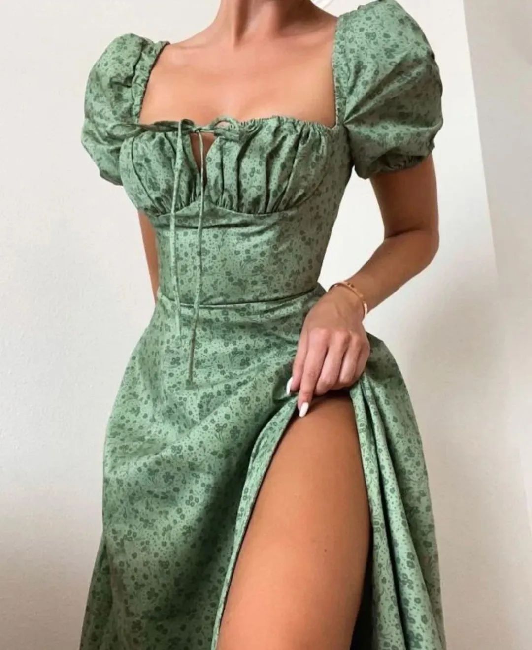 155微胖小个子连衣裙500多的,155微胖女生连衣裙2件套小碎花