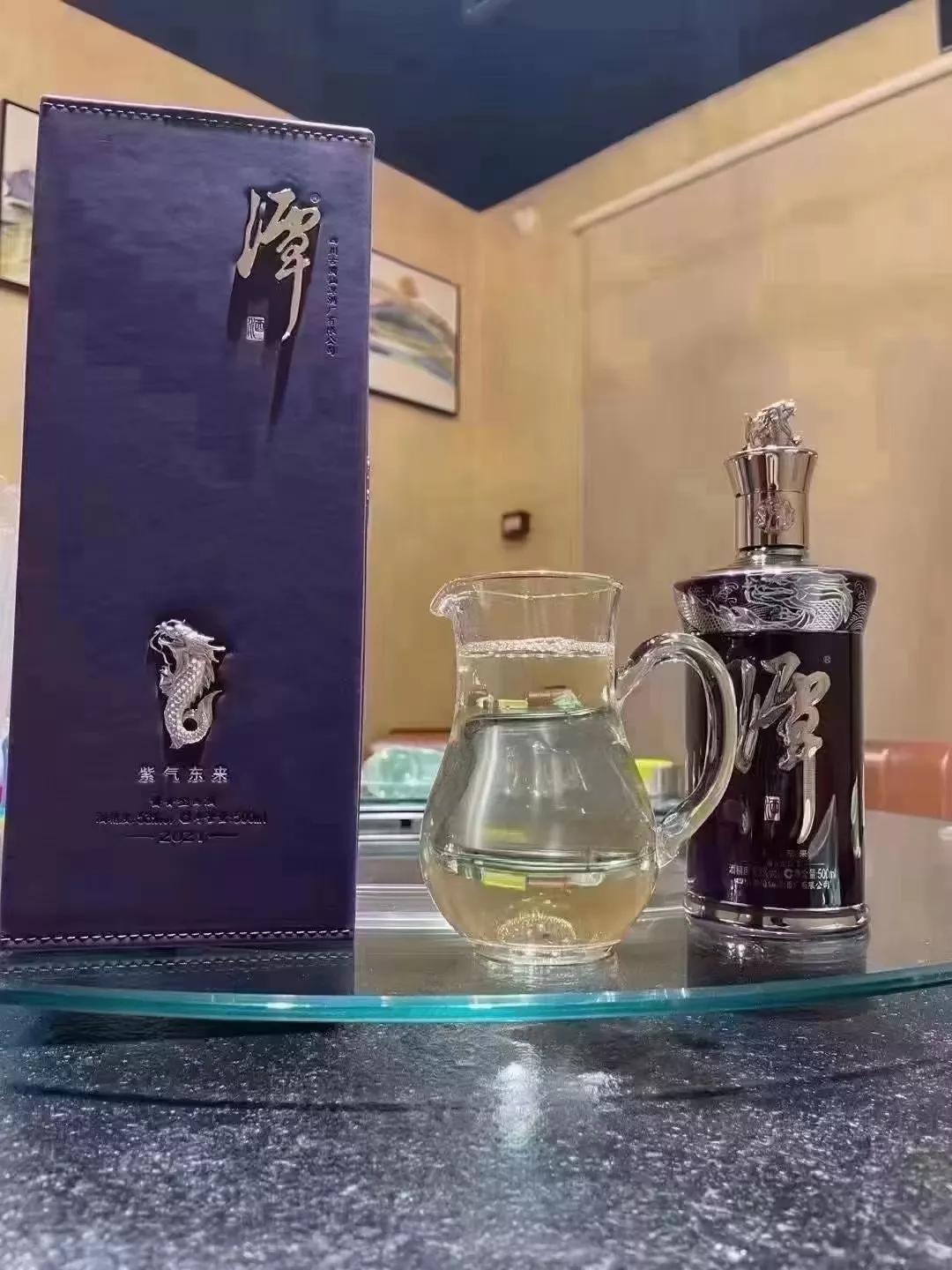 潭酒紫气东来和摘要哪个性价比高,习酒1988pk潭酒紫气东来