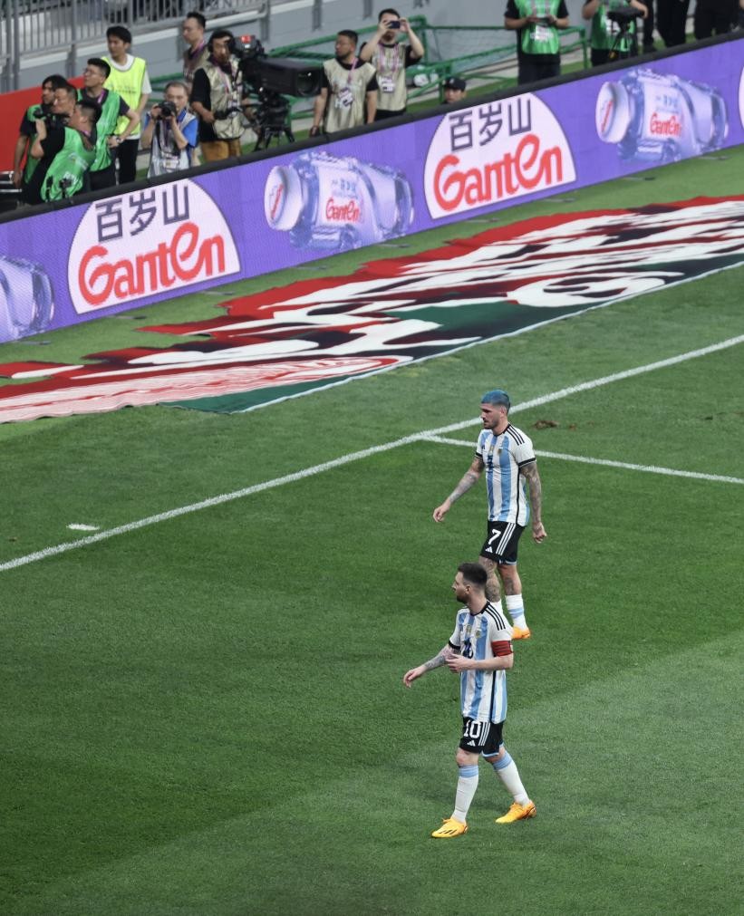 梅西开场81秒破门完整,阿根廷2-1澳大利亚梅西十秒进球