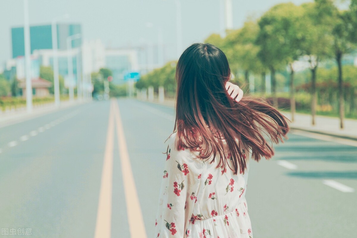 故事:前夫用小号加我好友,我假装同意复婚,骗走他大笔钱后拉黑