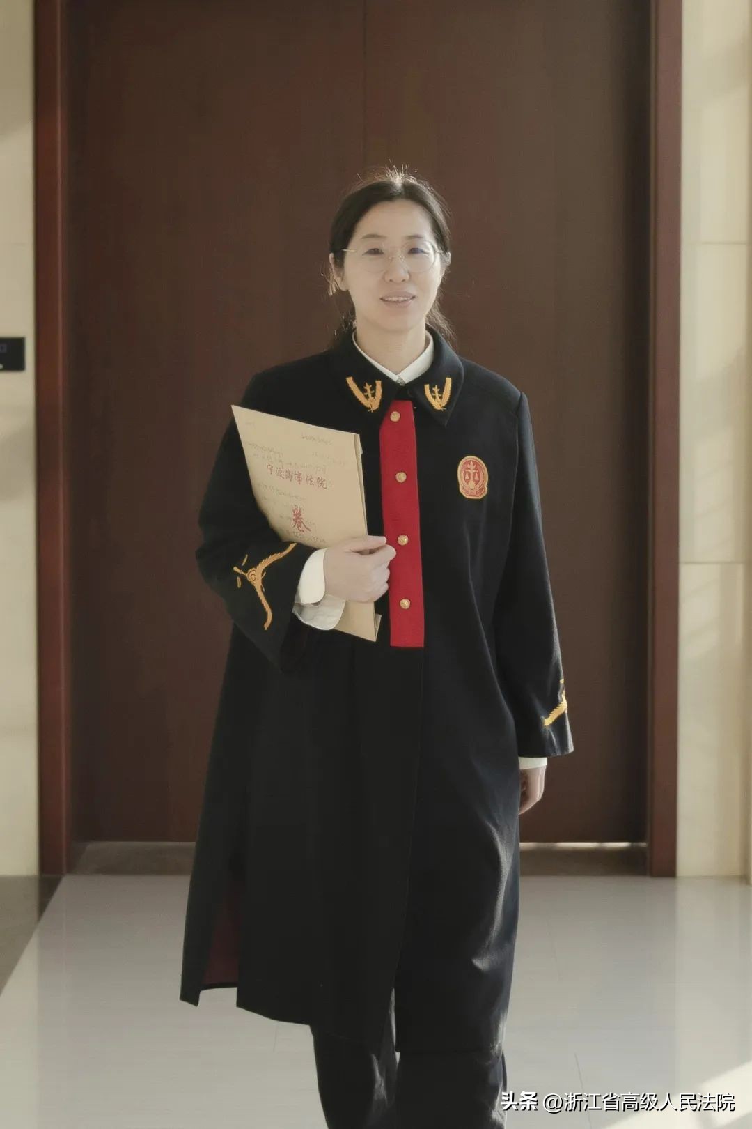 全国办案标兵吴静：努力做一名传递司法温度的海事法官