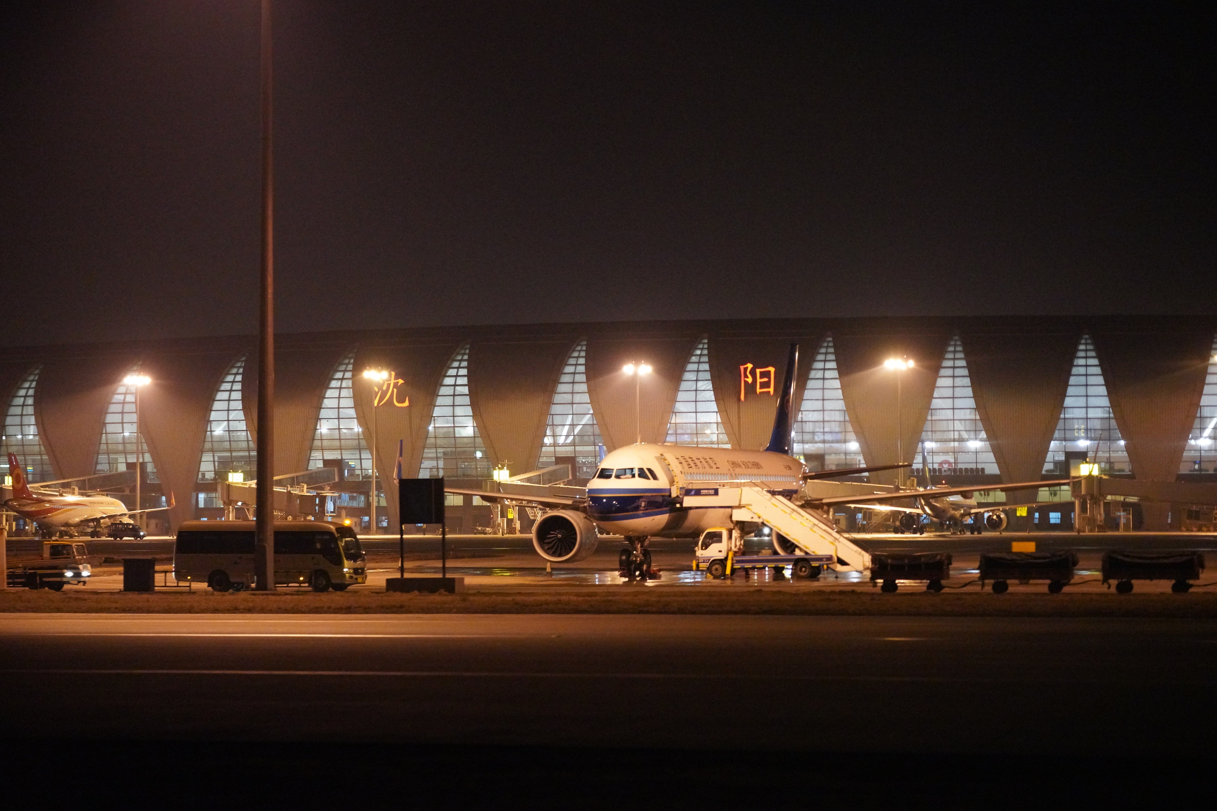 中国民航执行夏秋航季航班计划,民航将正式开启冬春航季