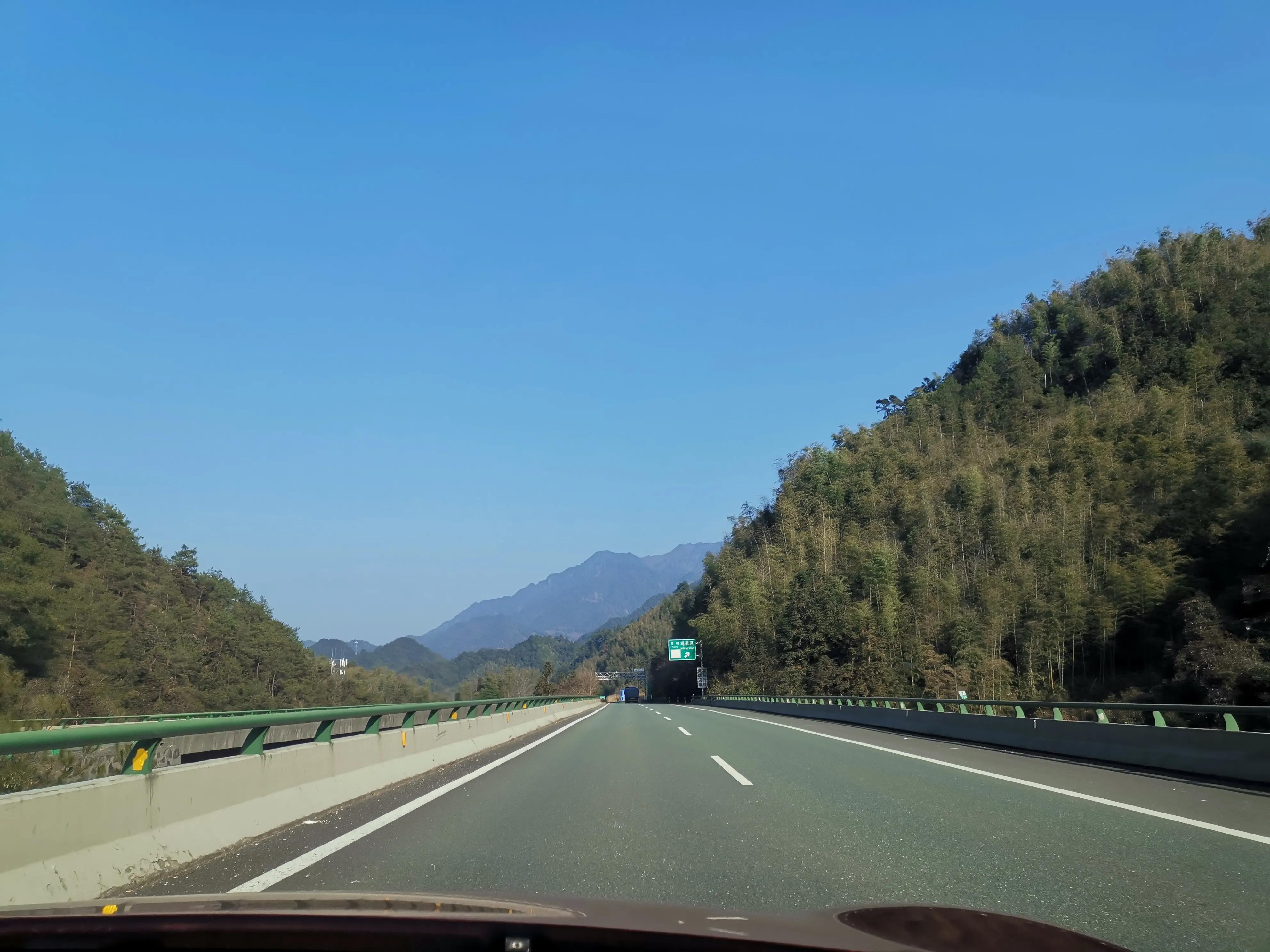 比亚迪汉ev冠军版全程高速实测,比亚迪汉ev贵州山路实测