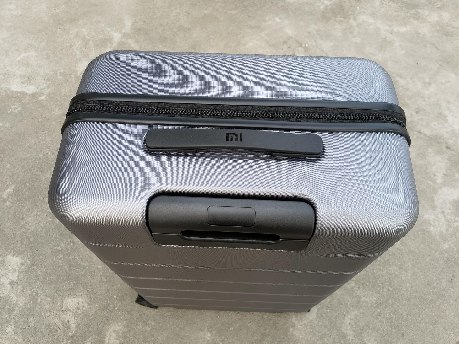 小米自动旅行箱价格,小米商务旅行箱轮子