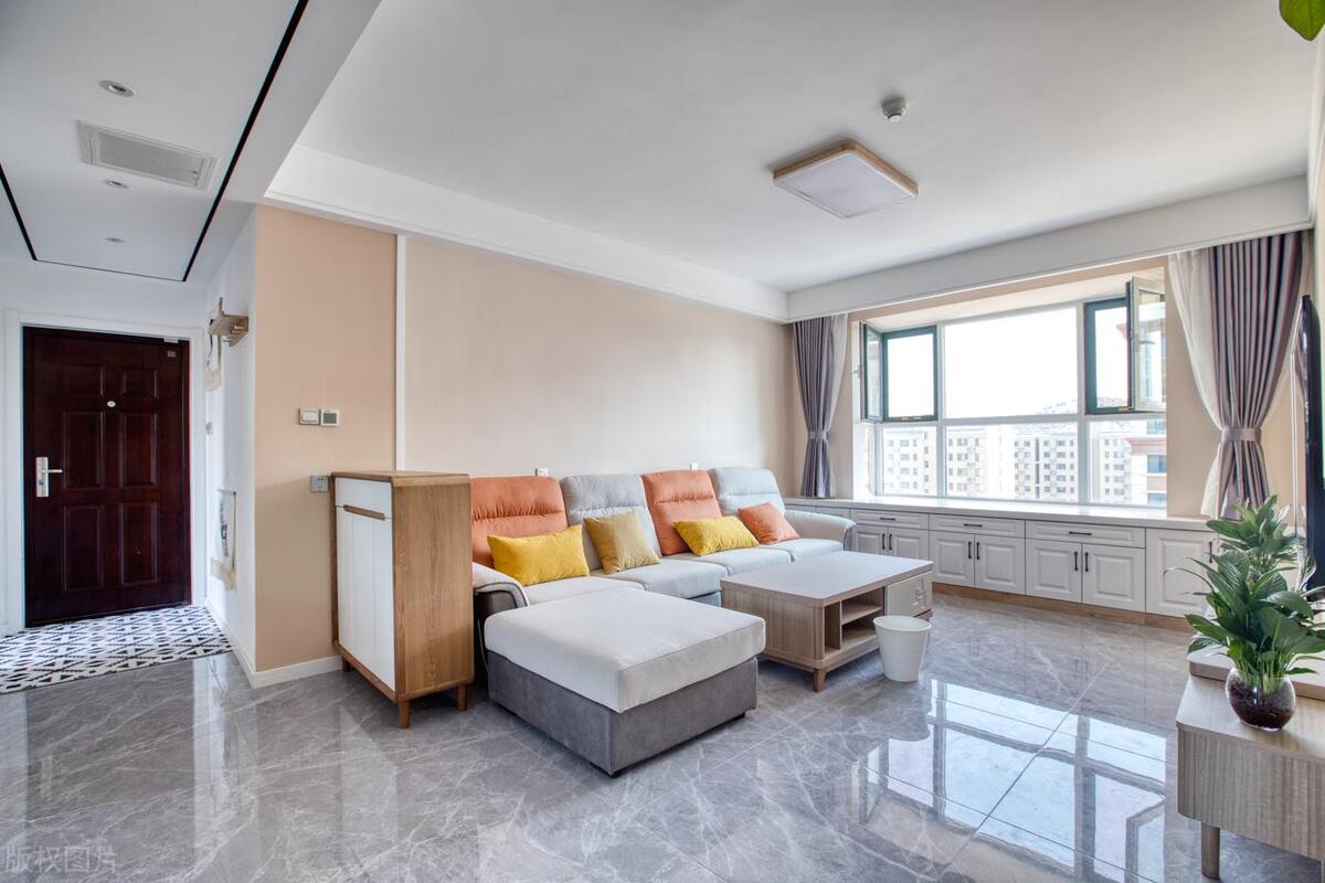 电视柜宽度多宽比较合适,45寸电视放电视柜上电视柜宽度