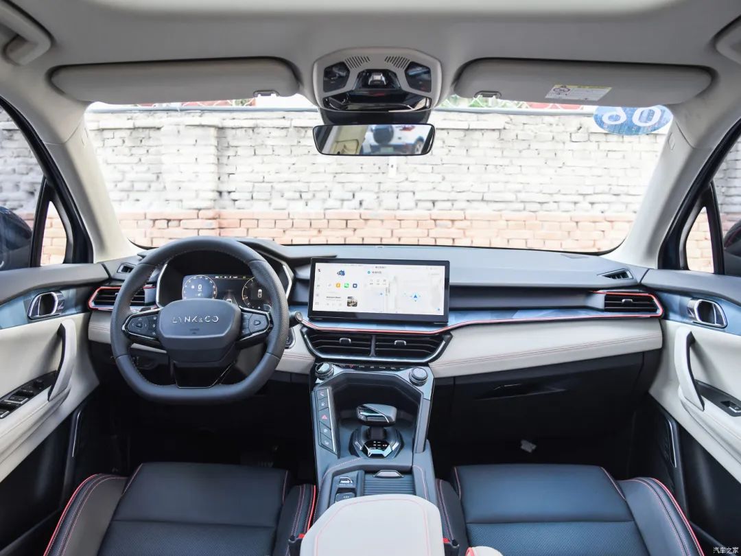 领克06三缸豪华版,领克06remix版1.5t