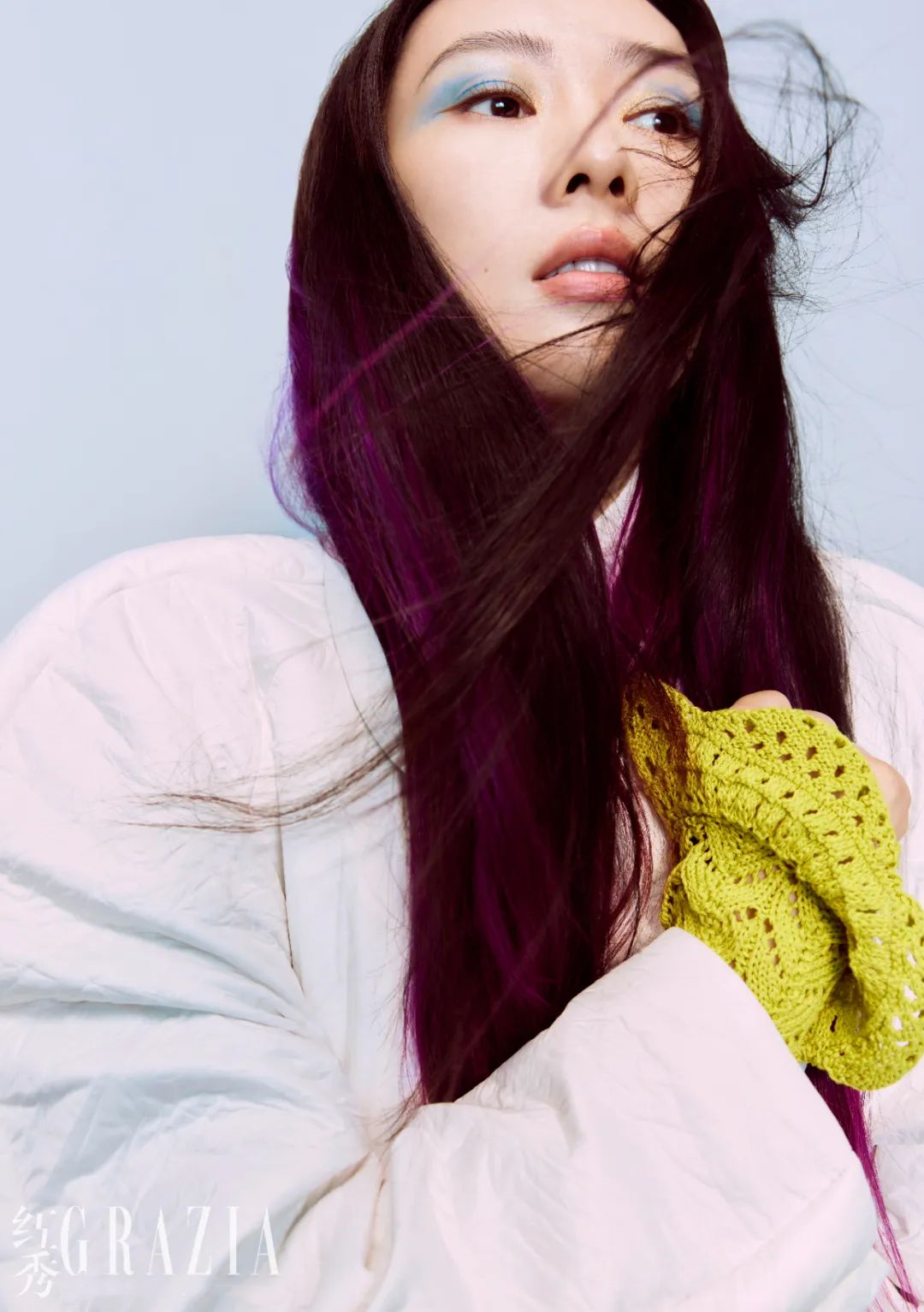 童瑶烟熏妆容,童瑶蓝紫色眼妆