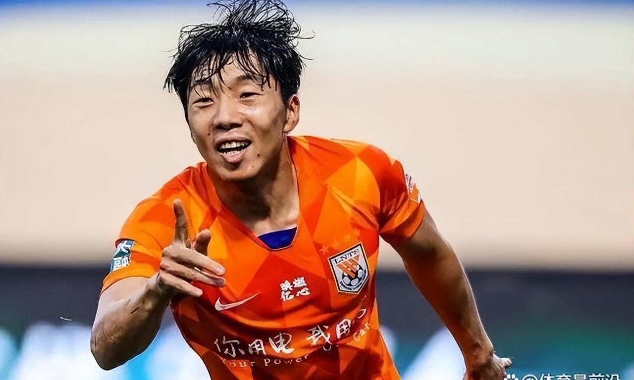 什么是足球外围足球骗局揭秘,史上最有黑幕的假球