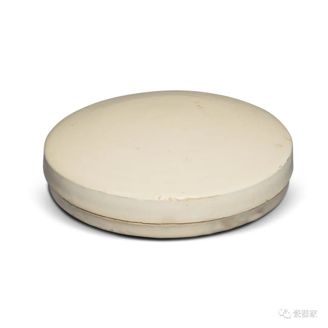 苏富比瓷器秋拍 (苏富比19年香港瓷器春拍)