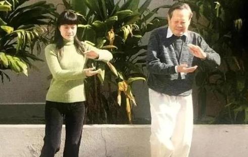 杨振宁百岁之际翁帆披露相处细节,翁帆为何要嫁差54岁的杨振宁