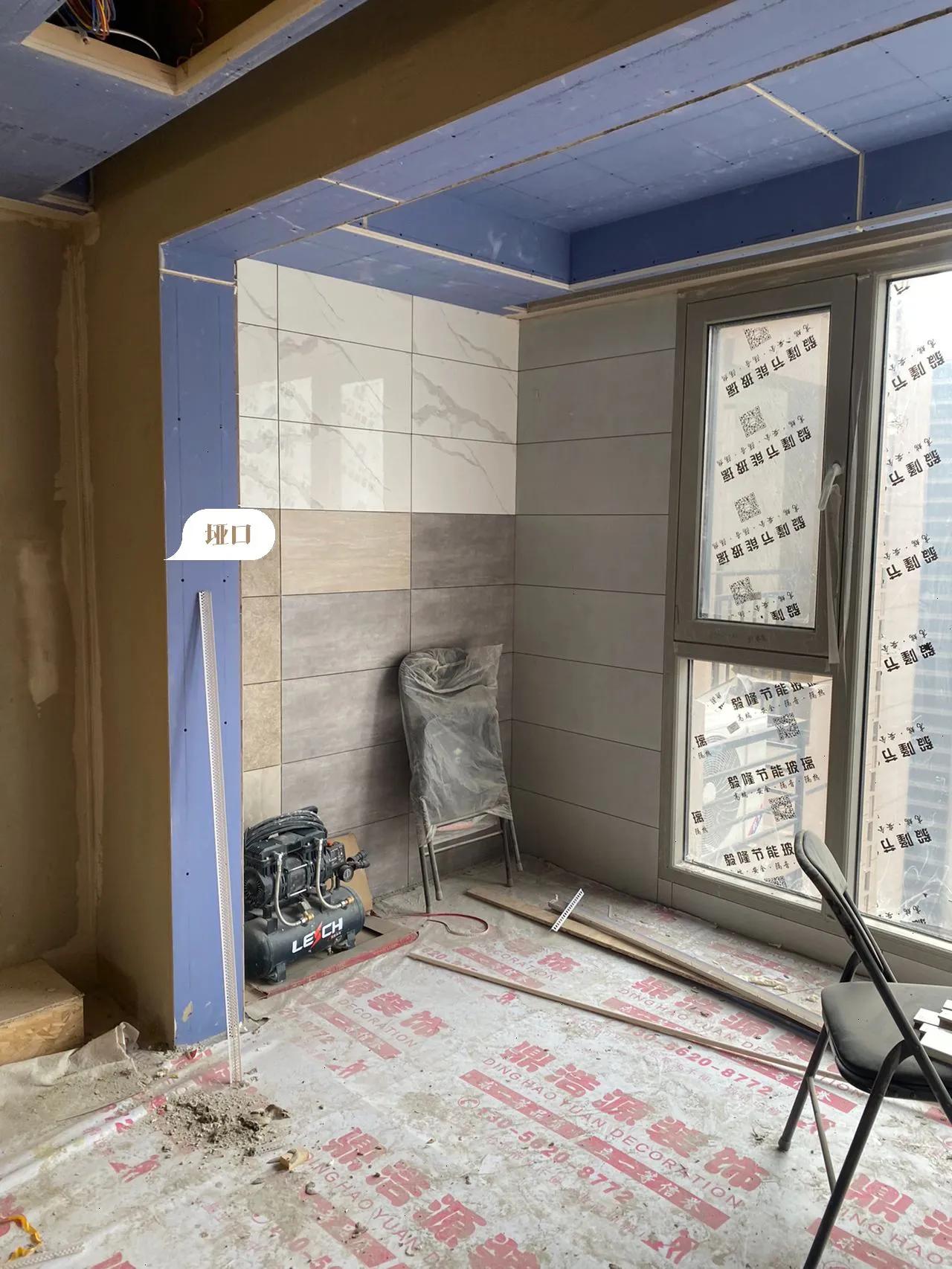 跑了10个工地现场，我终于明白了实木烤漆窗套和不锈钢窗套的区别