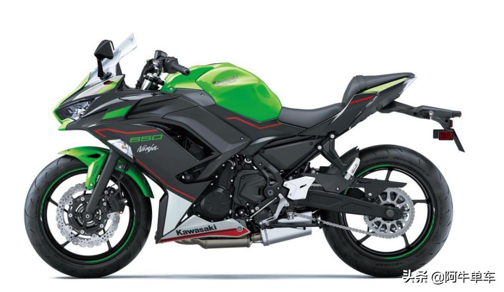 川崎摩托车推荐ninja650,川崎ninja6502021款日常骑行