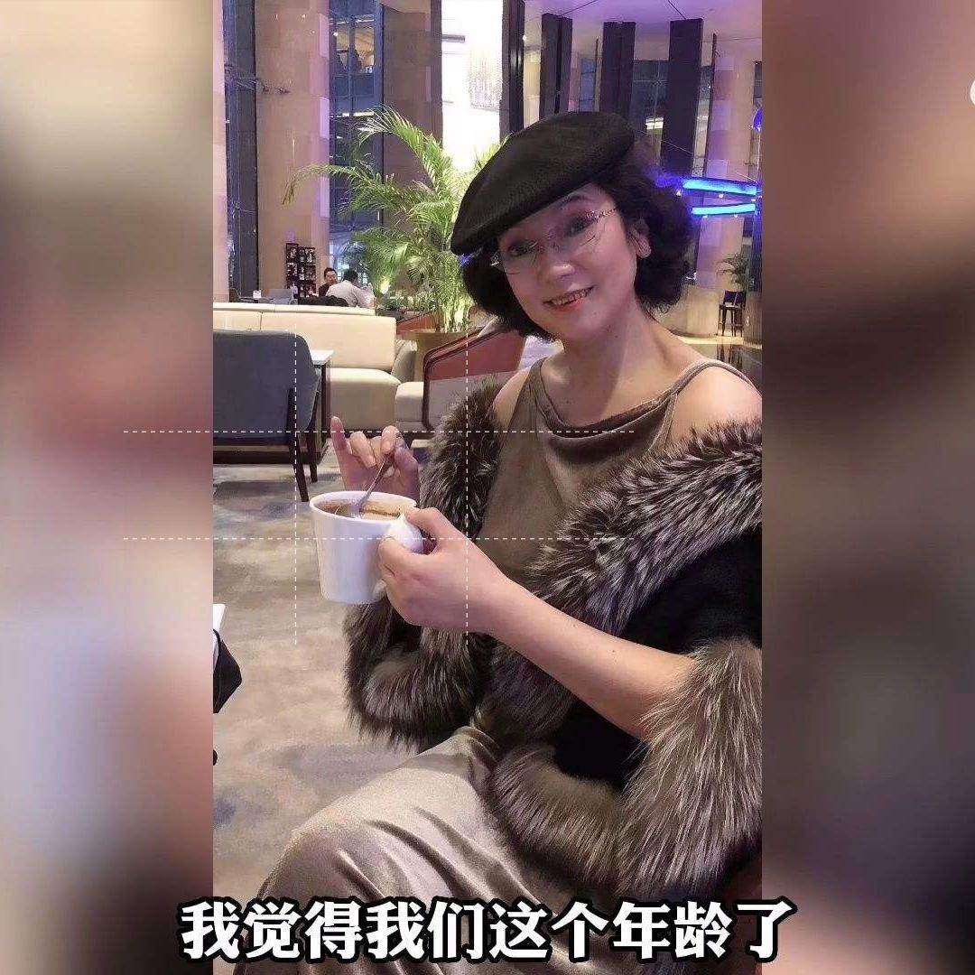 五六十岁老人怎么穿搭,六七十岁的老年人怎样穿搭时尚