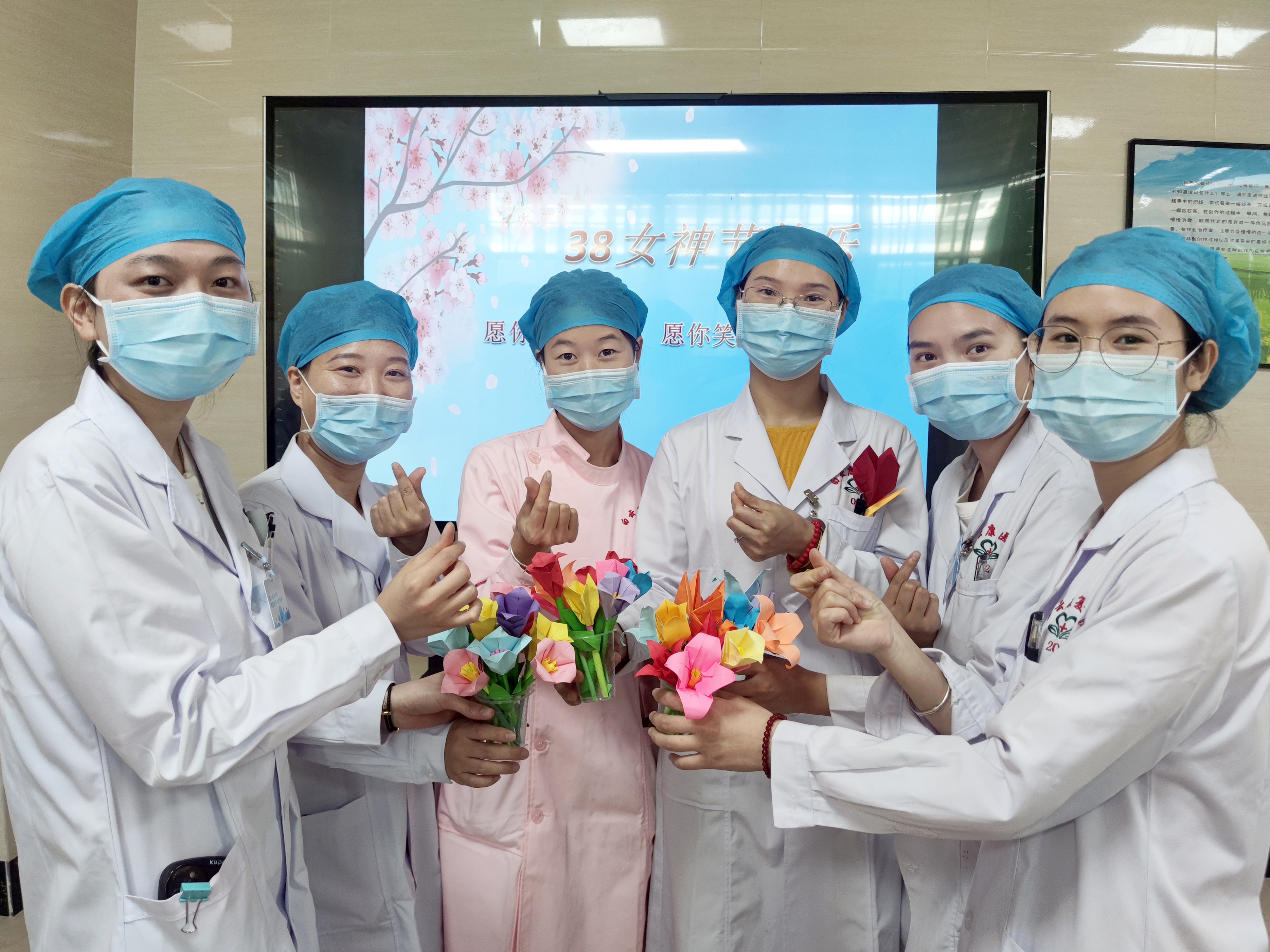 珠海白云康复医院——愿你芳华自在，愿你笑靥如花！