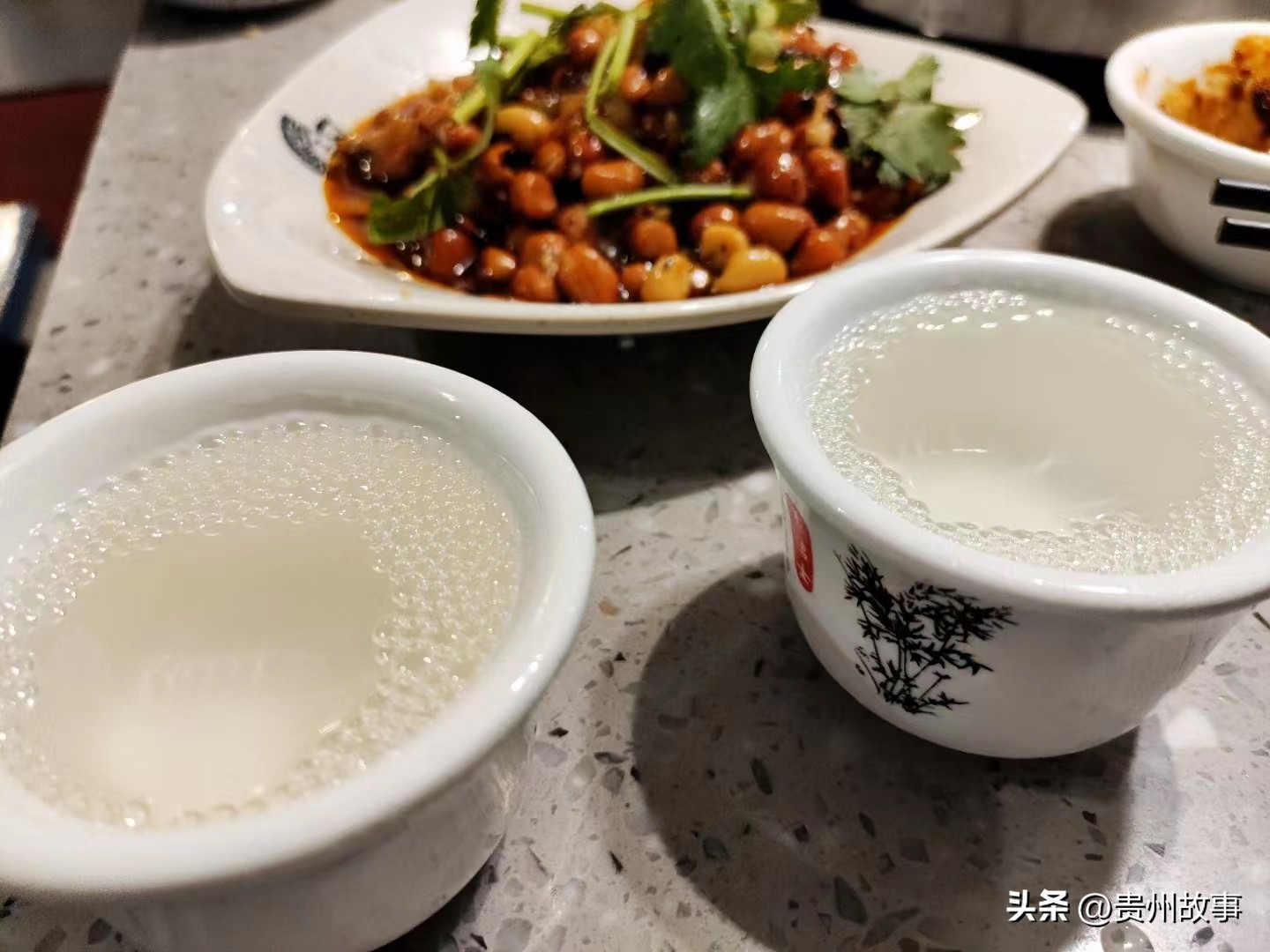 创业路上很艰辛坚守信念,创业路上坚守本心