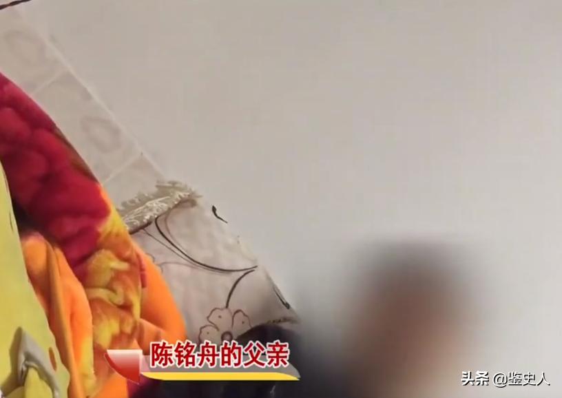 23岁女生为富二代生子,湖南穷女孩生下富二代的孩子