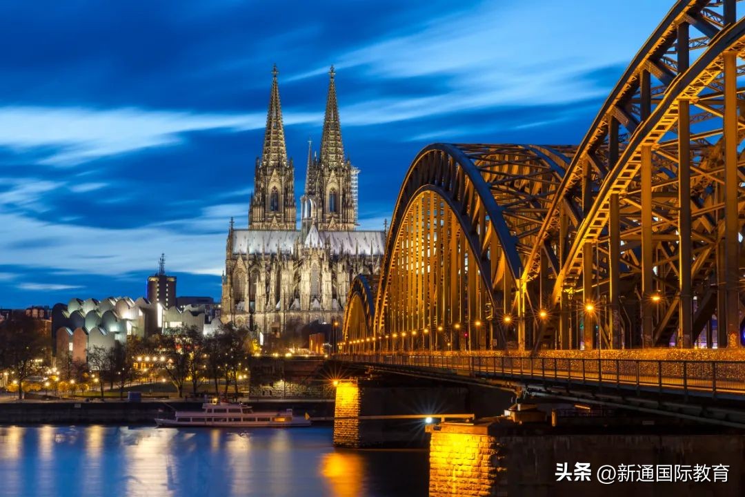 德国主场遭逆转2-4荷兰,德国惨遭淘汰