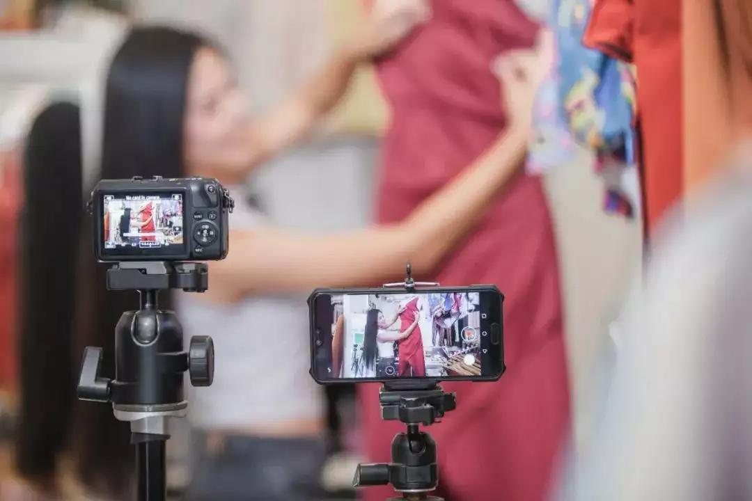 遥望科技在电商直播的排名,遥望科技作为直播电商领军者