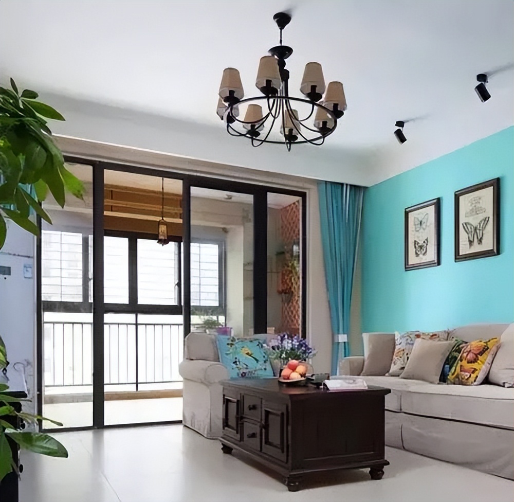 客厅阳台推拉门应该拆掉吗,客厅和阳台之间的推拉门要不要拆