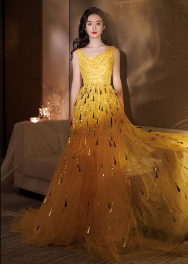 怼脸拍五官真实素颜视频,怼脸生图