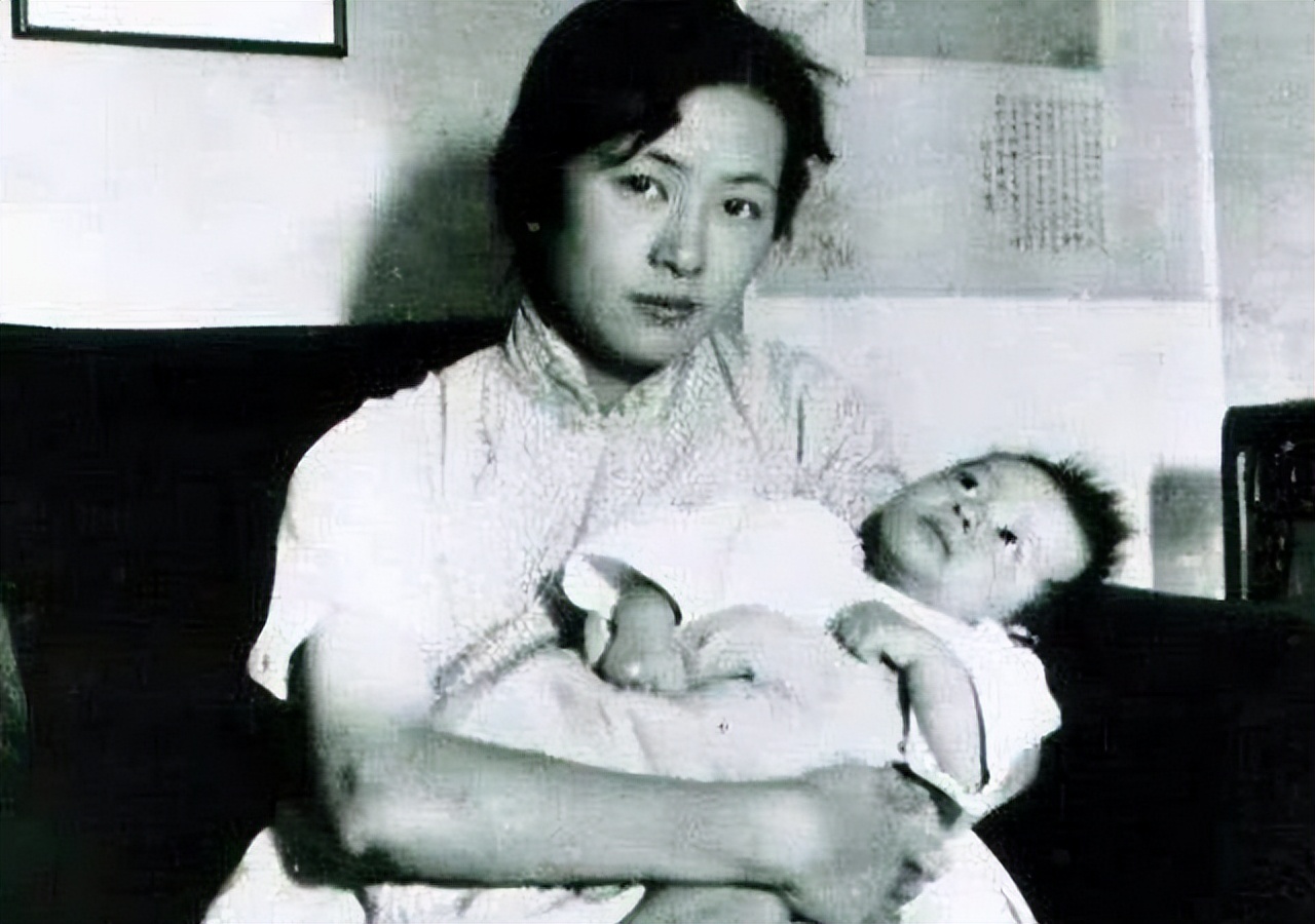 林徽因跟梁思成最好的关系是朋友,林徽因梁启超的关系