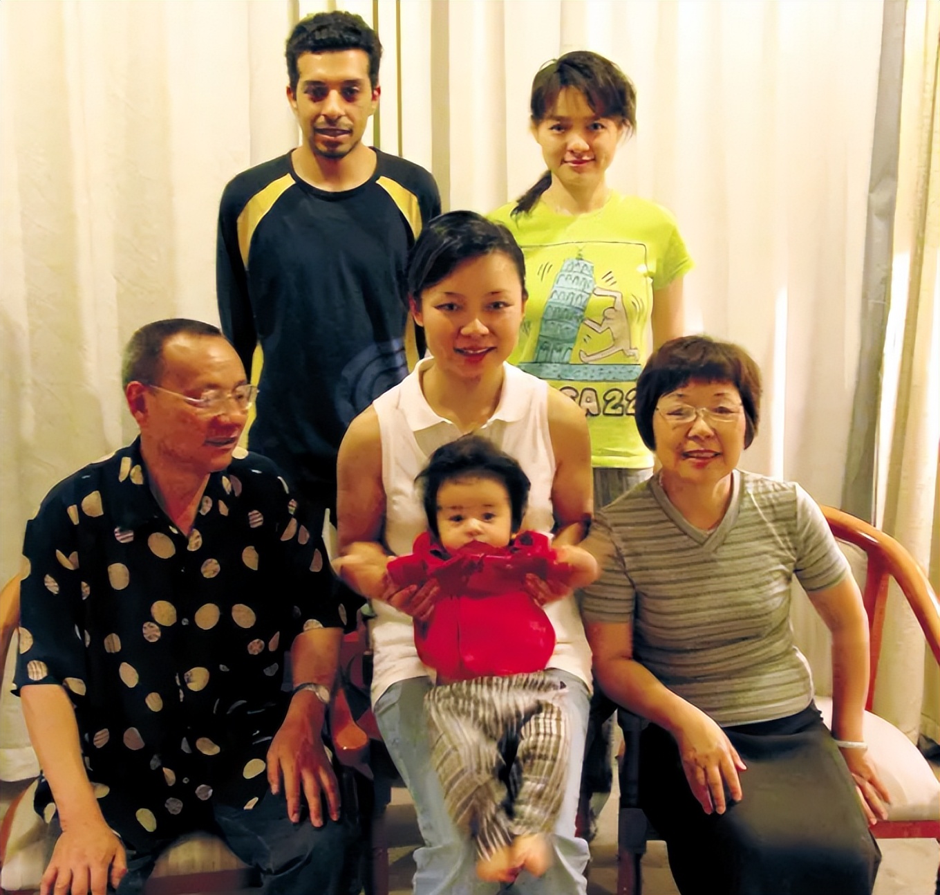 中国棋手诸宸现状,美女棋手诸宸现状