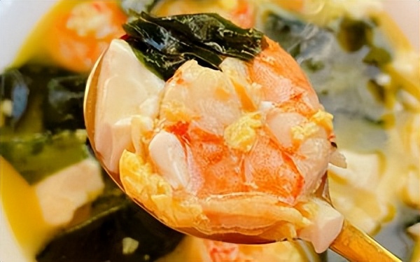 豆腐虾裙带菜汤做法儿童,宝宝虾肉豆腐裙带菜汤如何做