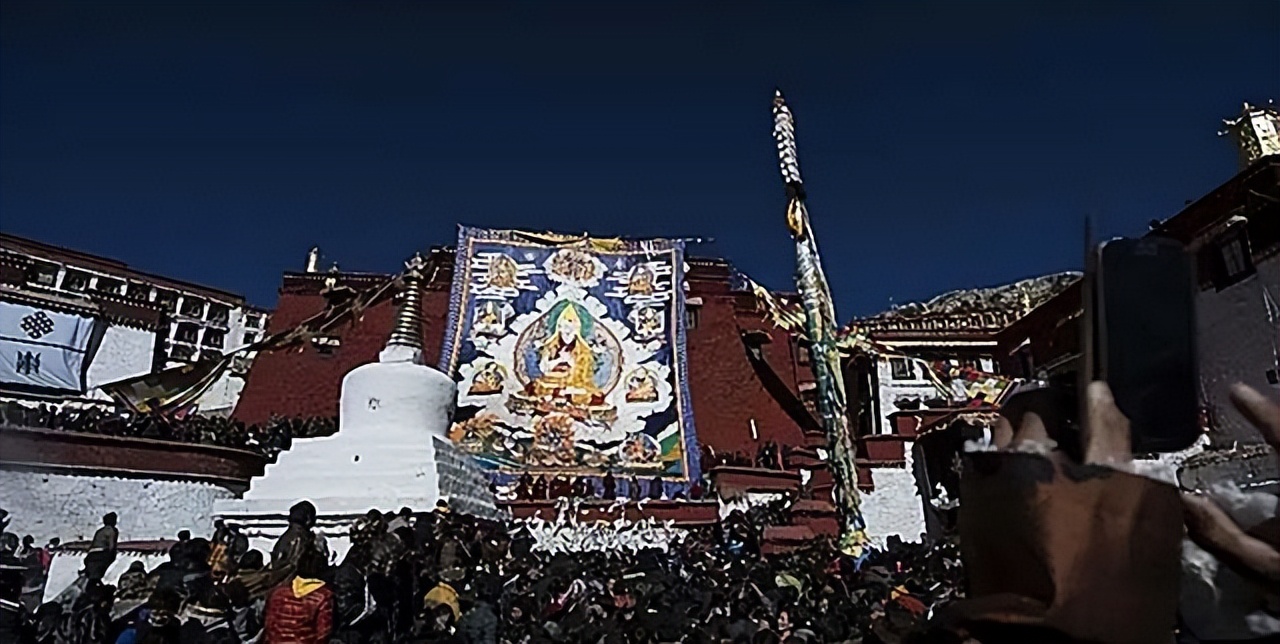 藏派佛教“达赖”与“班禅”是什么关系？二者谁的地位更高？