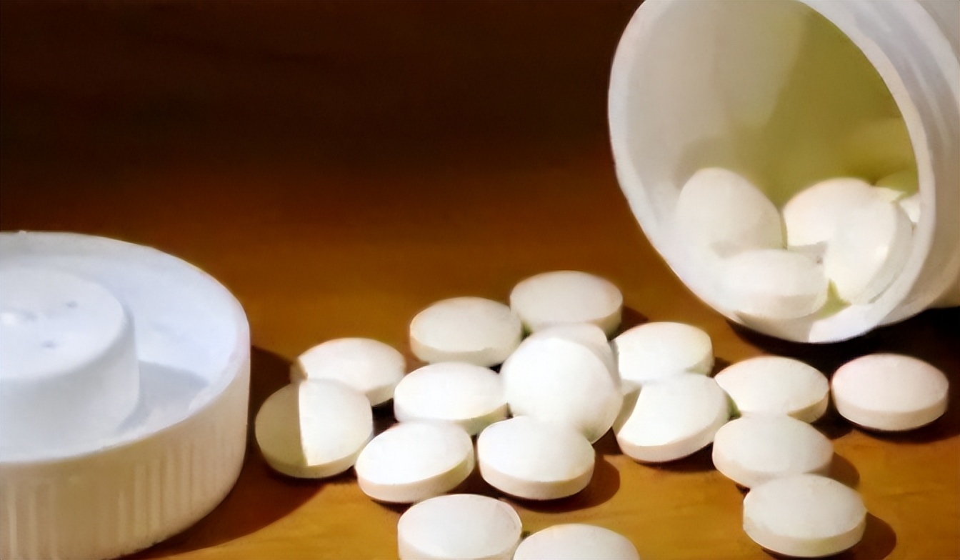 一瓶“甲硝唑”几块钱，却能用于治疗4种疾病，真是实惠又好用