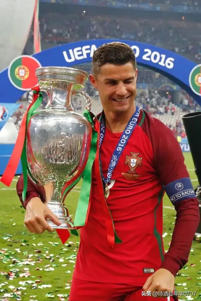 一壶浊酒尽余欢今宵别梦寒原文,一壶浊酒尽余欢今宵别梦寒翻译