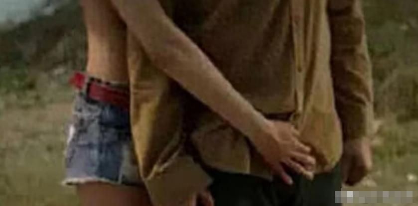 从坚决不拍裸戏，到近乎全裸出镜！起底“过气花旦”王珞丹上位史