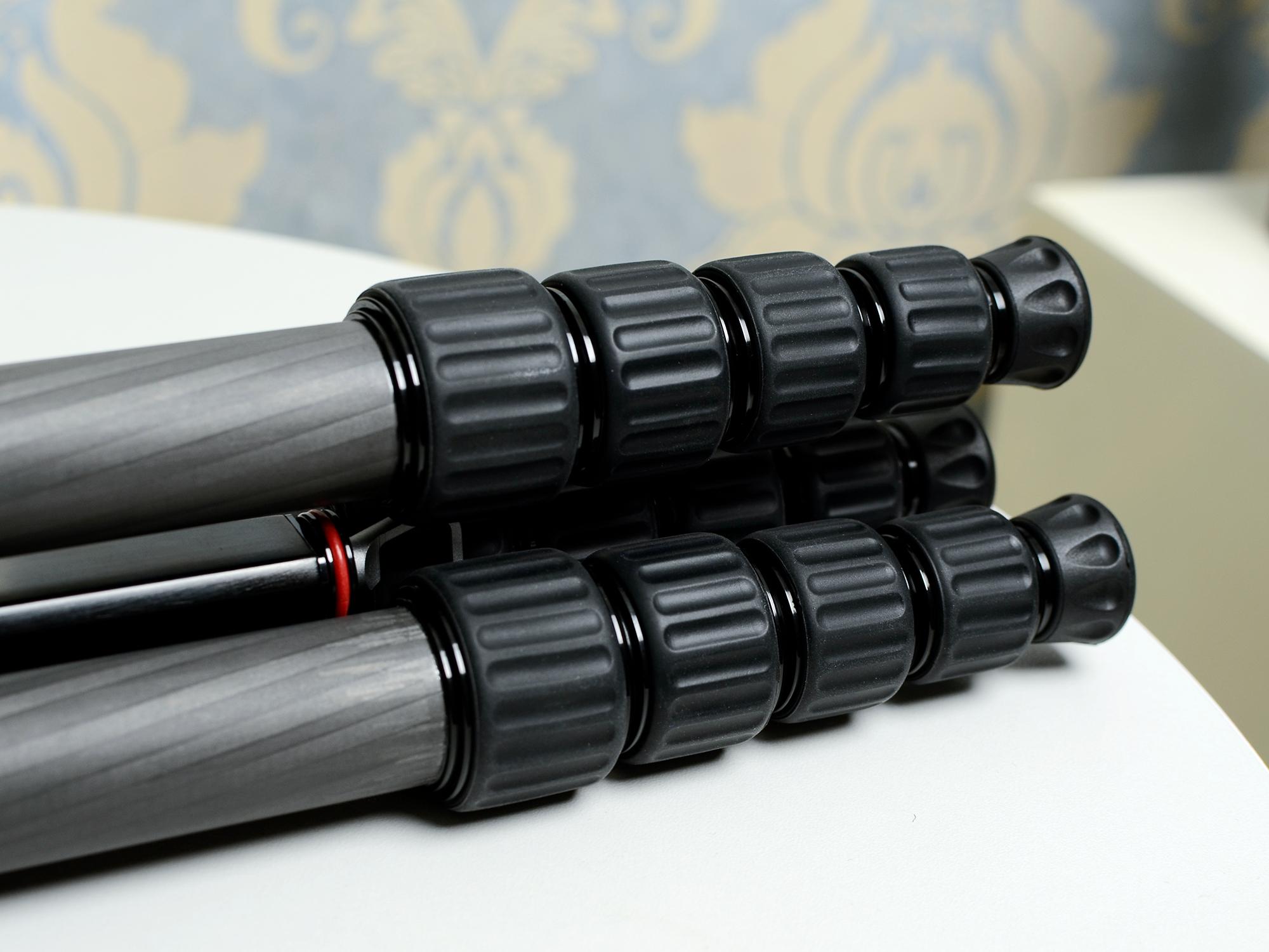 佳鑫悦碳纤维轻便旅行三脚架,佳鑫悦三脚架评测