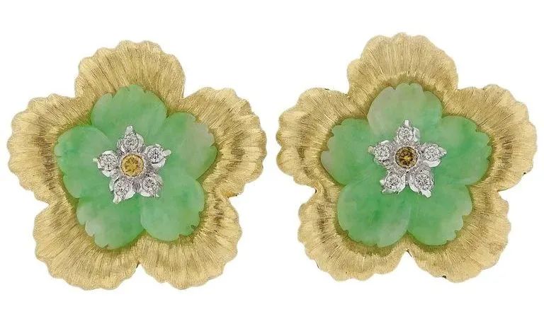 谭松韵关晓彤金鹰节,关晓彤谭松韵红毯走秀