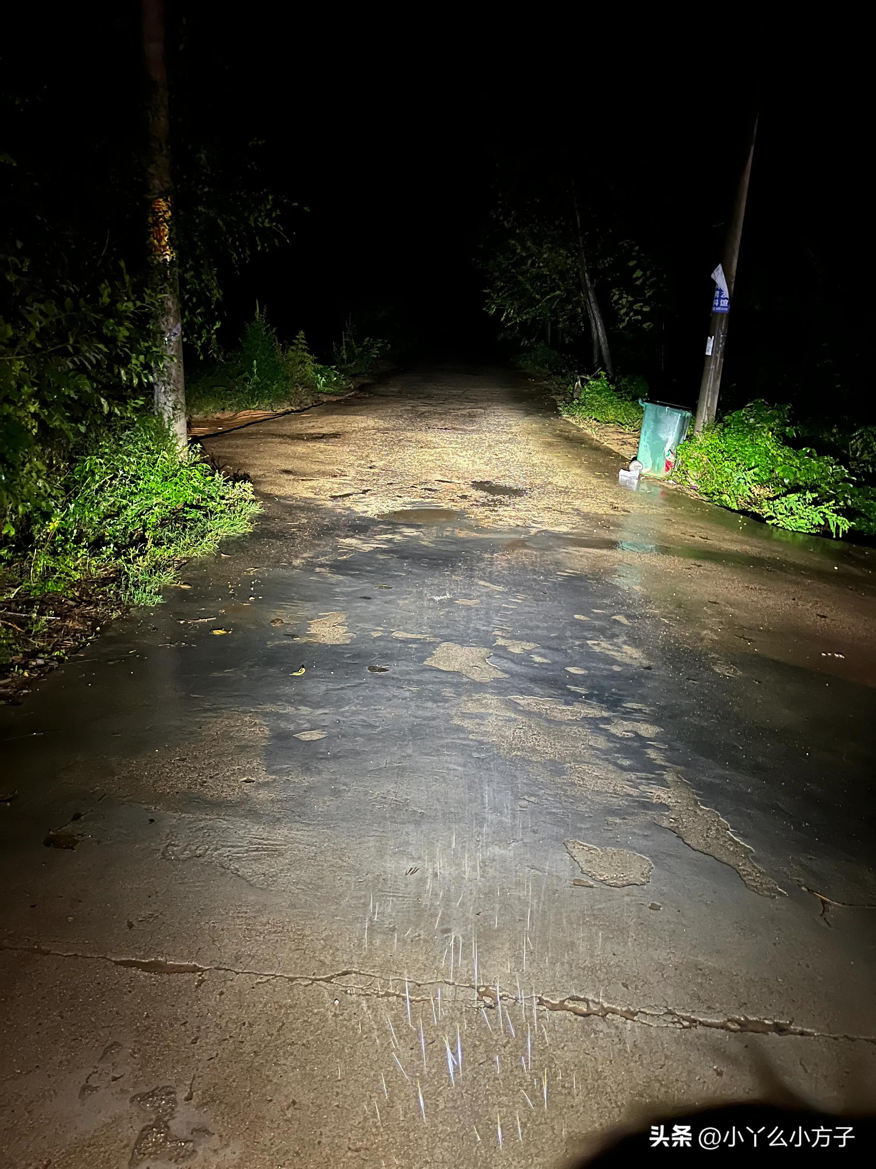 旭鹰改透镜大灯,旭鹰大灯拆解图解法