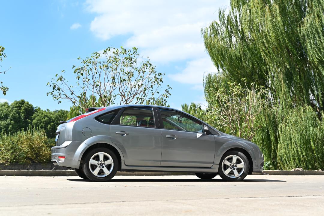 2.0手动挡车经典福克斯推荐,2万左右手动挡小钢炮福克斯