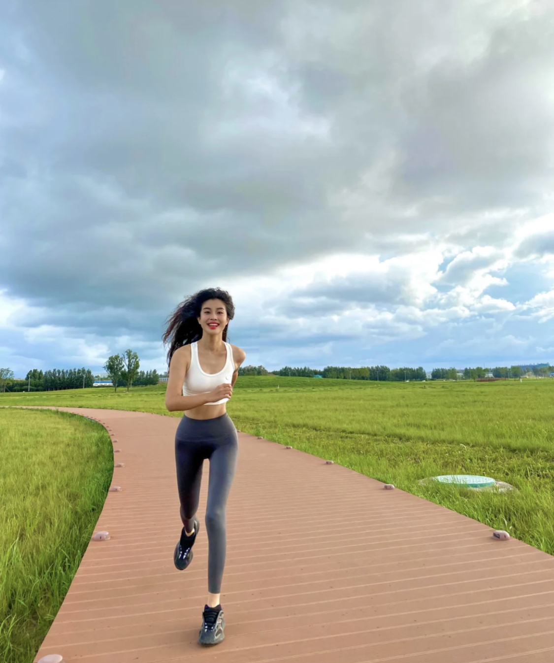 素颜气色有多重要,为啥有的女人素颜也很好看