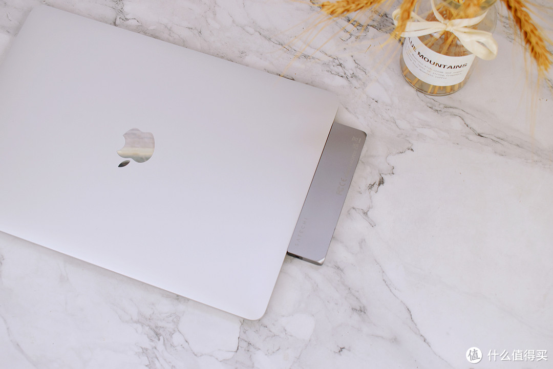 macbook性价比最高的扩展坞,新款macbookpro搭配扩展坞
