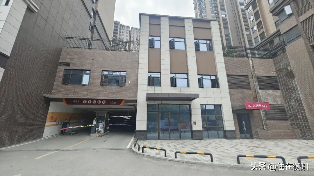 学霸交作业!品质与颜值兼备的小公寓,值得你细品!