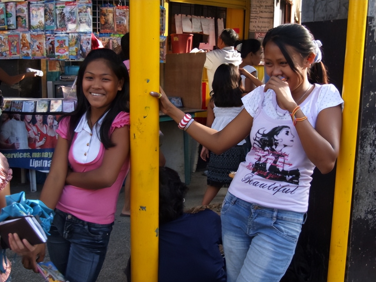 韩国“欧巴”的风流债：短暂风流后，在菲律宾留下3万无父混血儿