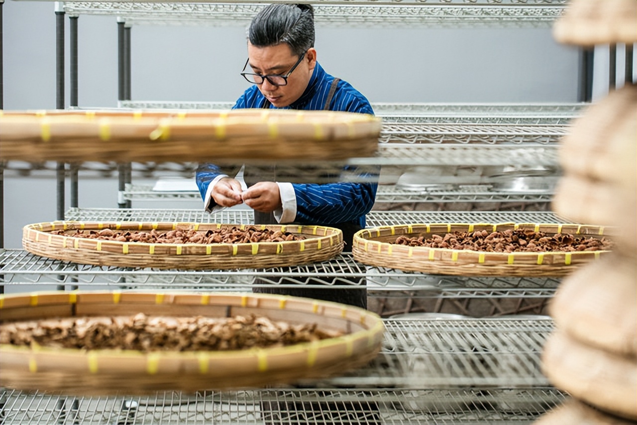 日本香和中国香的味道区别 (中国的香和外国的香的不同)