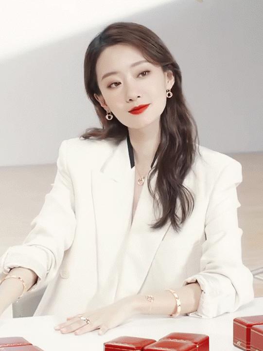 不一定斩男但是一定斩女！get斩女小技巧，有效提升同性缘