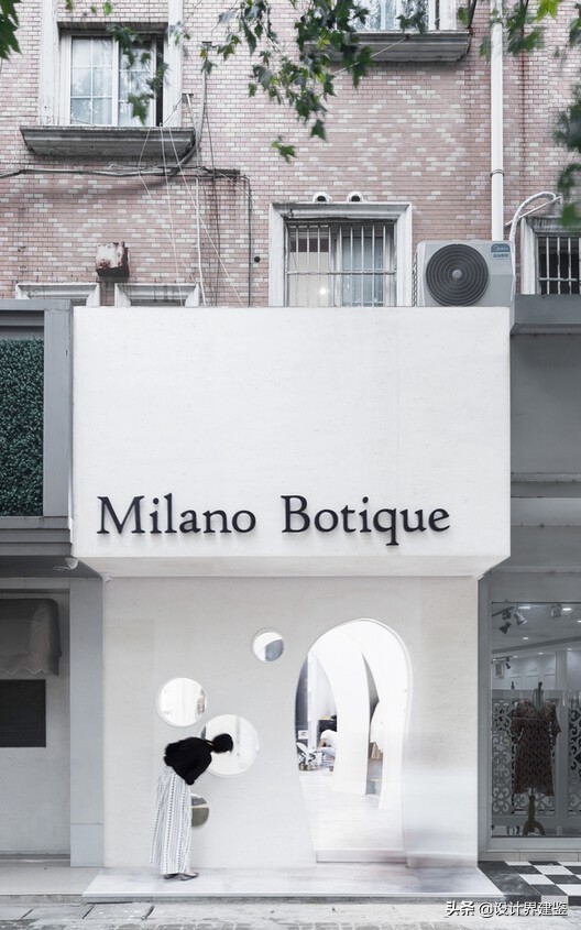 #设计鉴赏#——从展示橱窗到开放空间：商店展示柜的不同设计策略