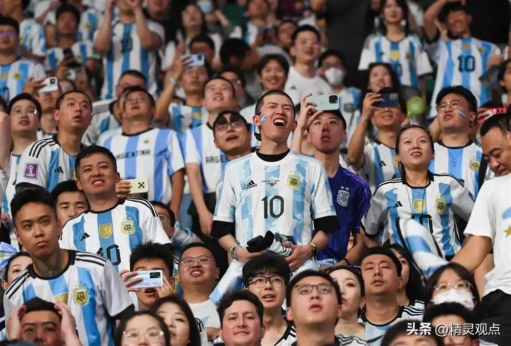 球迷冲入球场拥抱梅西被行拘后续,拥抱梅西被释放后续