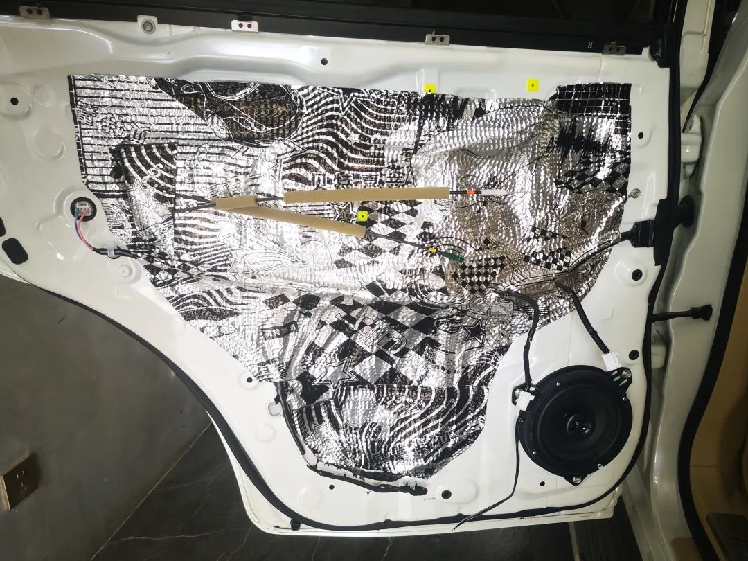 酷路泽升级大喇叭,丰田酷路泽改装蜗牛喇叭