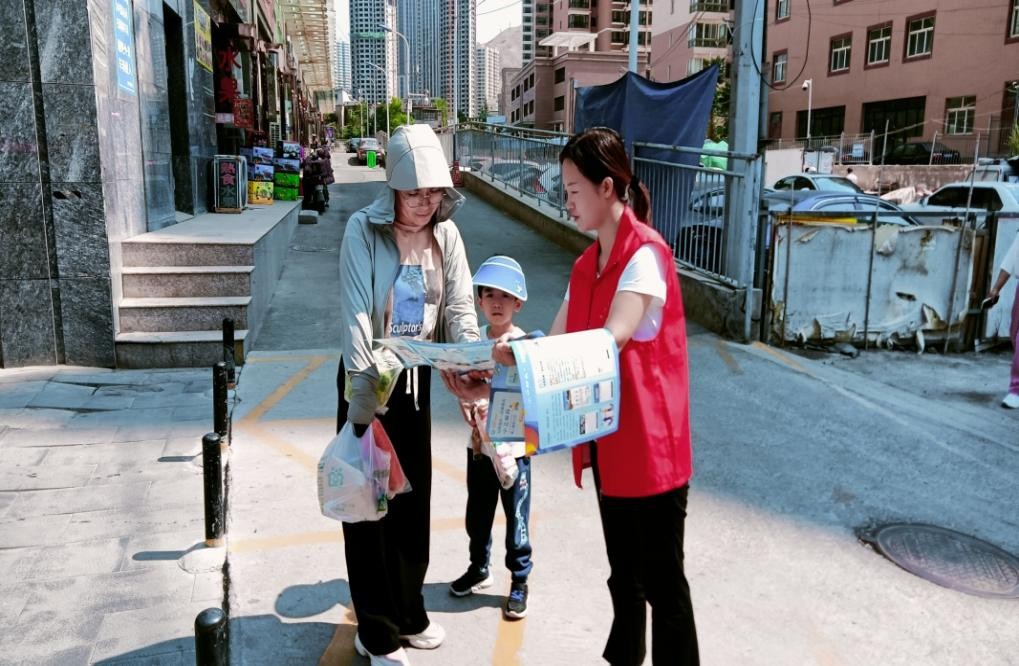 【基层动态】黄河家园社区开展“小兰帮办”平台宣传推广活动