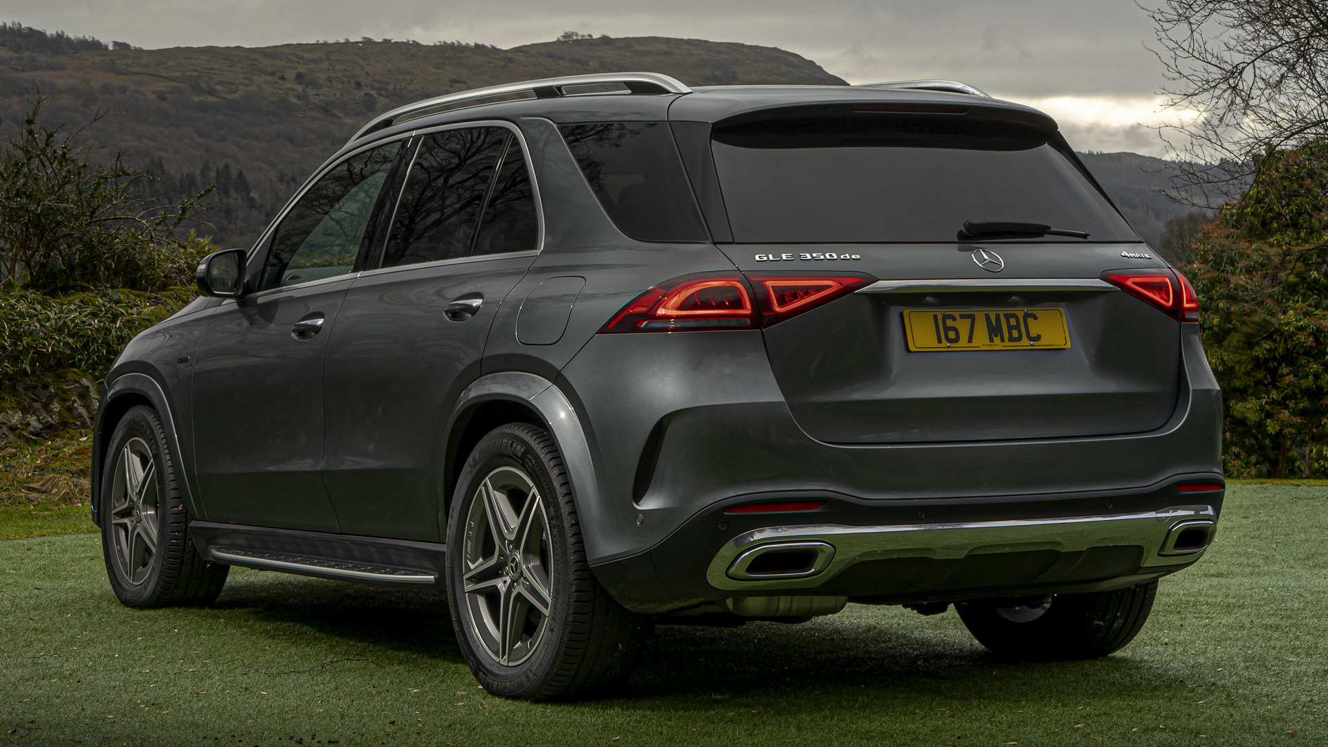 十大经典奔驰车排名,列举奔驰汽车公司的畅销车型