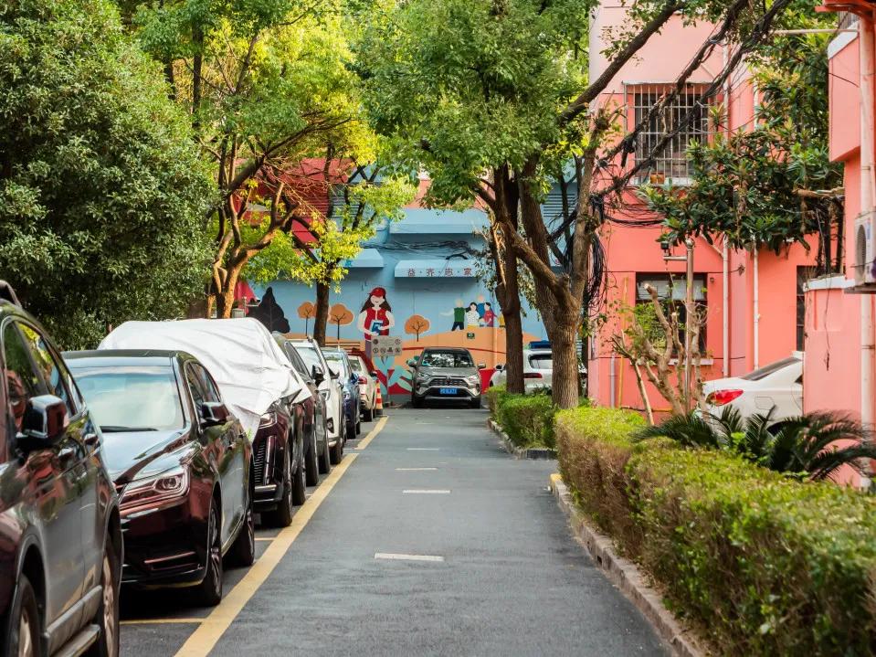 小区微改造环境大变样,天河体育西六运小区要大变样