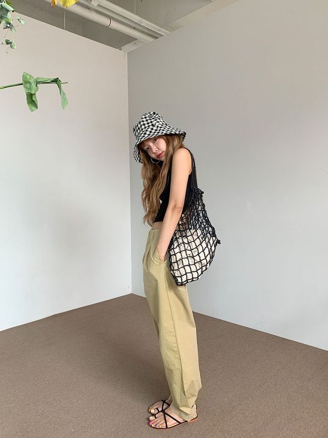 夏季韩版时尚潮流平底凉鞋,25款适合不同女人韩国凉鞋