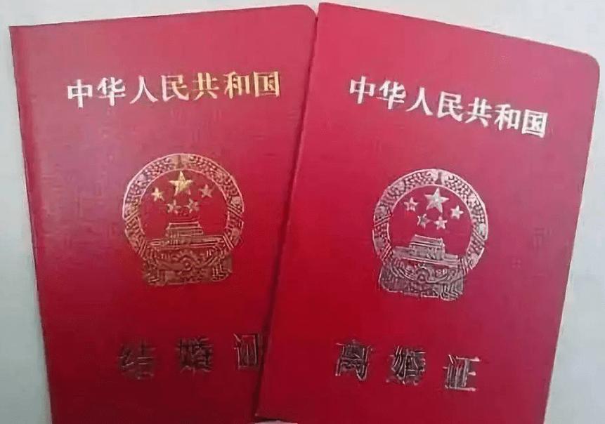 23岁空姐带同事回婚房过夜被现场捉奸!未婚夫花费百万被绿又被骗